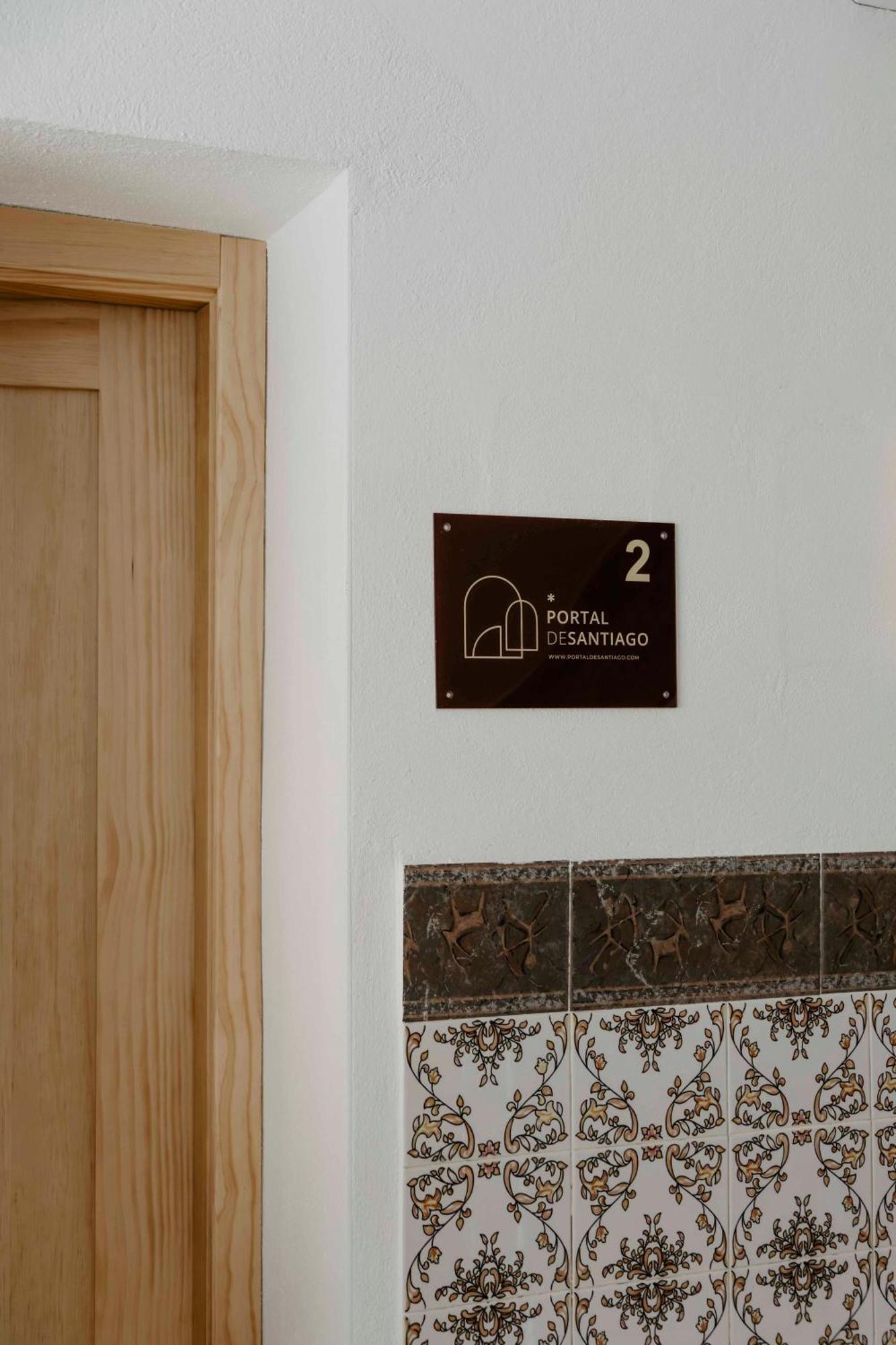 شقة Portal De Santiago Caces المظهر الخارجي الصورة